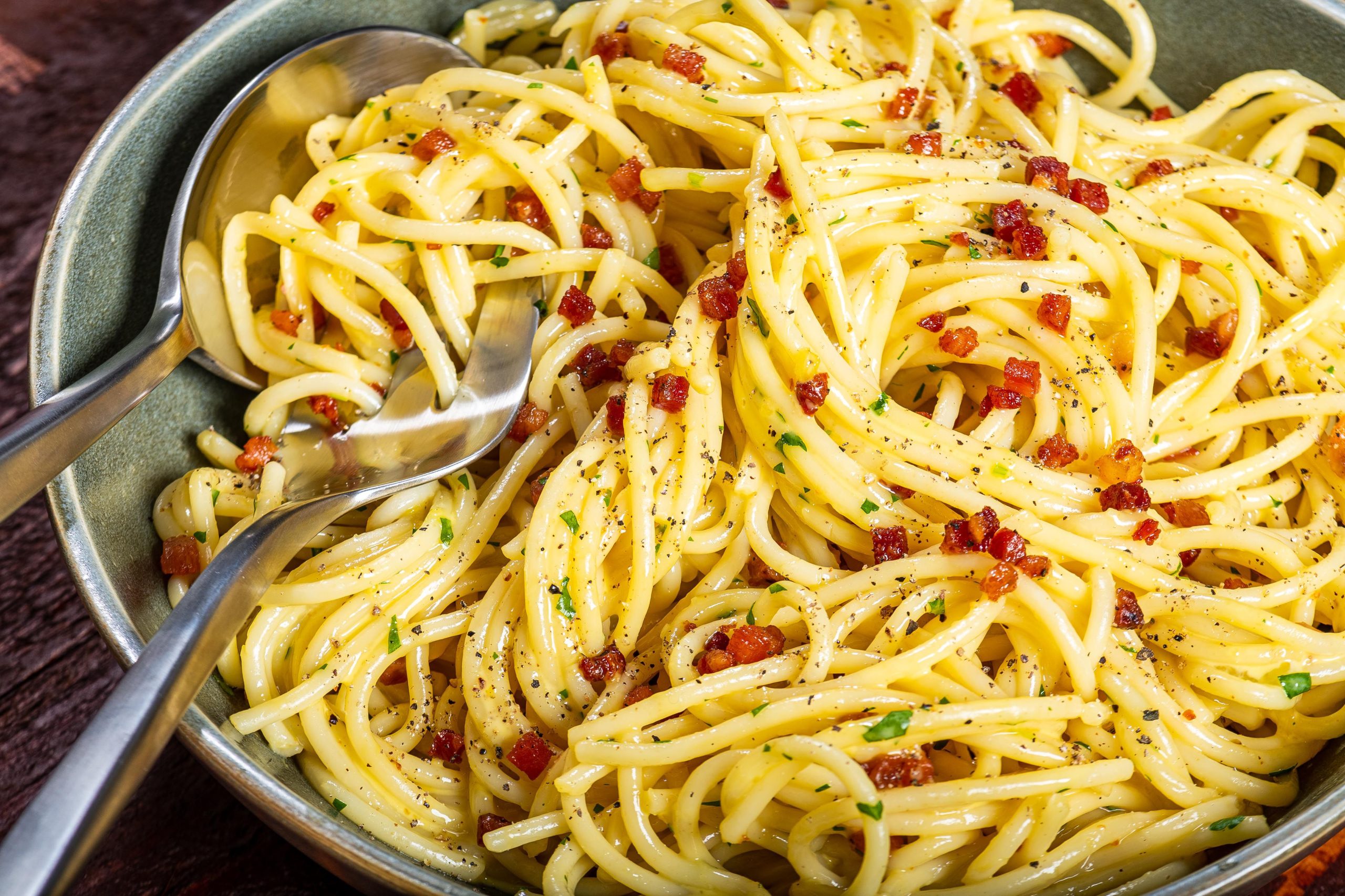 Spaghetti Carbonara with Pre-made Sauce